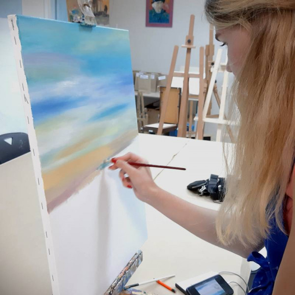 09.11.2025 · Живопис олійними або акриловими фарбами ·