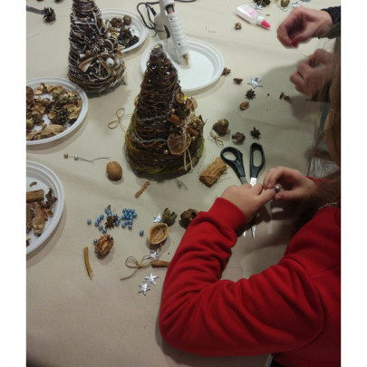 02.01.2026 · Новорічна ялинка (основа лоза) ·