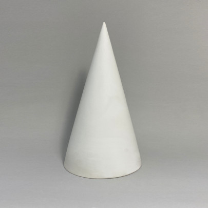 Геометрична фігура Конус великий 20 см висота, 11 см діаметр